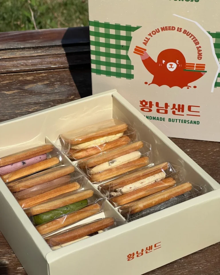 Gyeongju Gastronomy Guide: Exploring 10 Essential Culinary Stops on Hwangridan Street